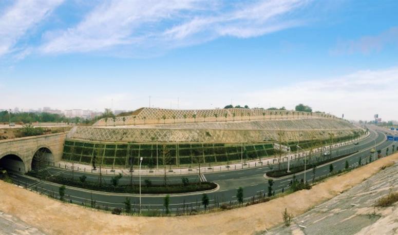 ׯ�к���Ϸ(�й�)�ɷ����޹�˾-����