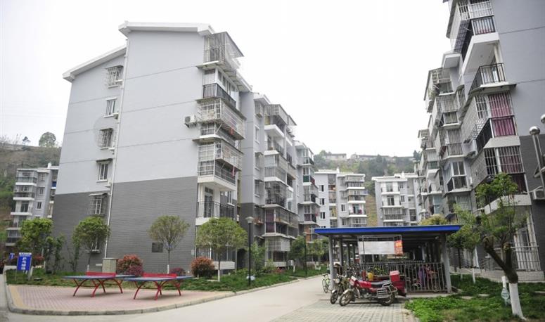 ׯ�к���Ϸ(�й�)�ɷ����޹�˾-����