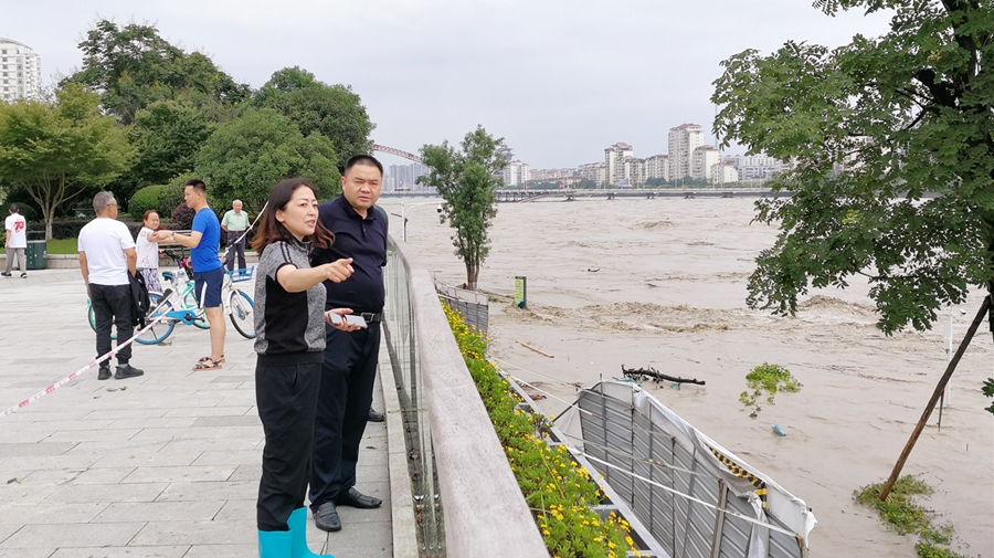 06-8��17����Ф�������������ͷ�����������_����