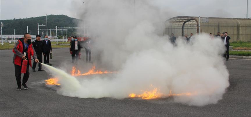 ׯ�к���Ϸ(�й�)�ɷ����޹�˾-����