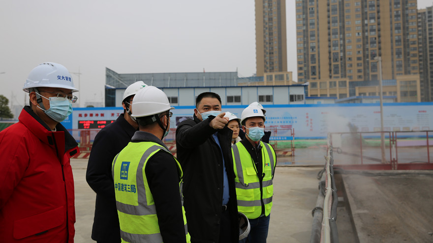 ���ŵ�ί��ǡ����³�Ф�ִ��Ӷ�������ҽԺ��Ŀ����������������ص�����