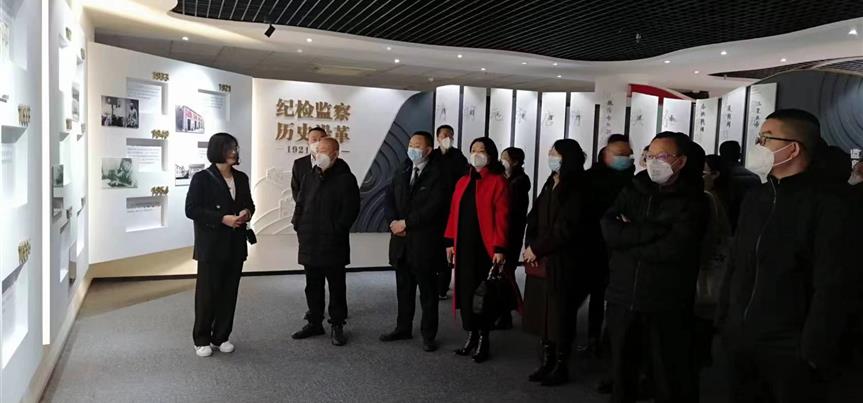 ׯ�к���Ϸ(�й�)�ɷ����޹�˾-����