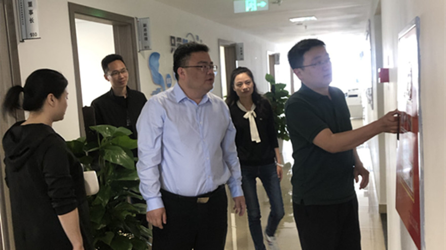 �����ܻ��ʦ��ɴ��Ӷ�����������