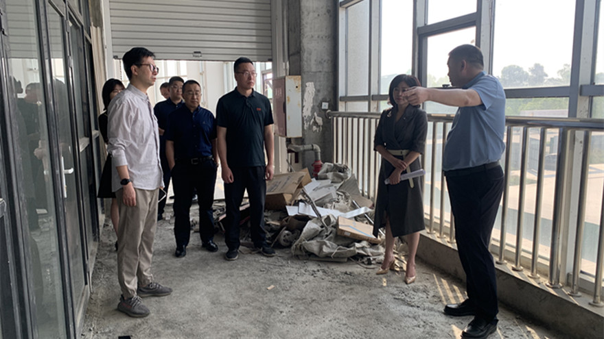 2.集团公司董事长肖林同志现场检查指导项目革新事情_副本 2.集团公司董事长肖林同志现场检查指导项目革新事情_副本