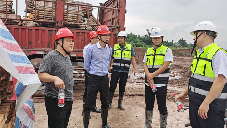 ����ǰ���н��½���������������Ŀ�ֳ����˽���Ŀ�������