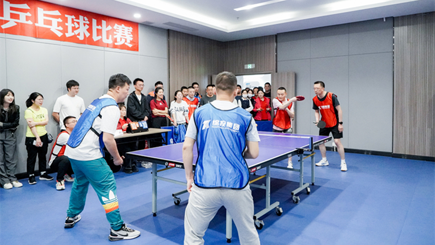 �ֳ���Ƭ  (1)