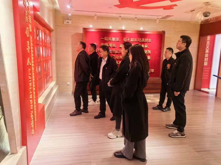 �˶���Ƭ_����