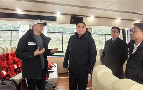 ���Ρ������ء� ���á�ƽ���ꡱ ����ׯ�кͶ�����վ���ſ�չ����ǰ���������������