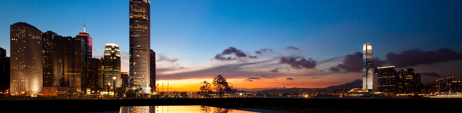 ׯ�к���Ϸ(�й�)�ɷ����޹�˾-����