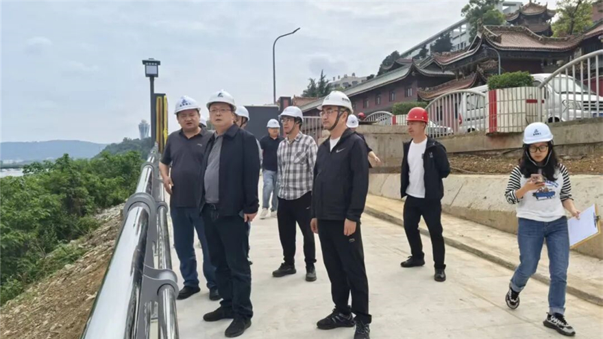 筑牢安全防线 守护节日安然——庄闲和对子网站集团发展劳动节前安全出产督导查抄