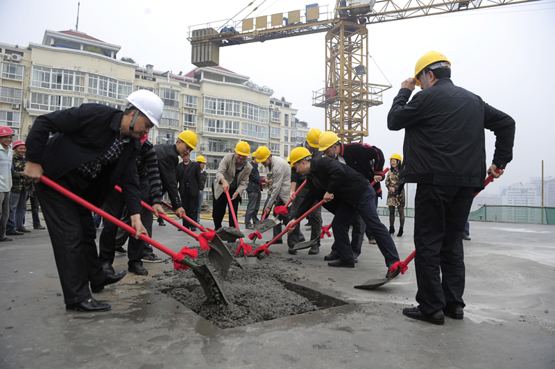 ׯ�к���Ϸ(�й�)�ɷ����޹�˾-����