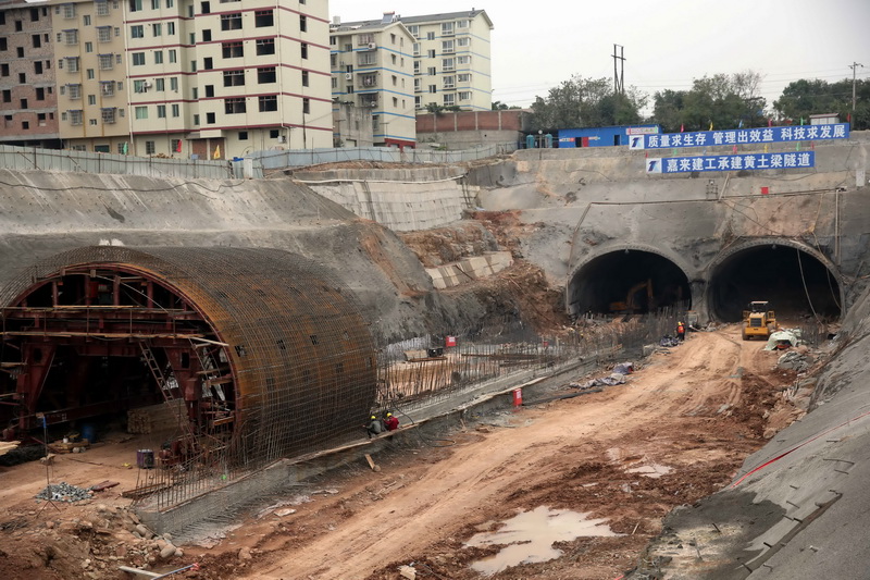 ׯ�к���Ϸ(�й�)�ɷ����޹�˾-����