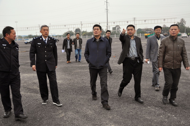 ׯ�к���Ϸ(�й�)�ɷ����޹�˾-����