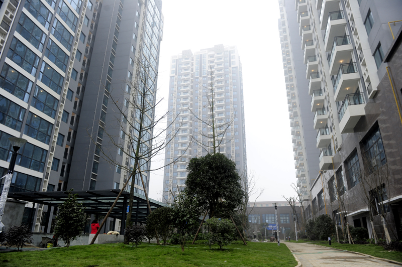 ׯ�к���Ϸ(�й�)�ɷ����޹�˾-����