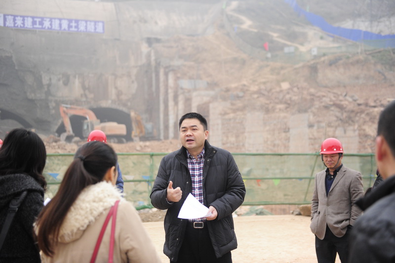 ׯ�к���Ϸ(�й�)�ɷ����޹�˾-����