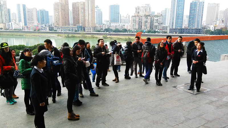 ׯ�к���Ϸ(�й�)�ɷ����޹�˾-����